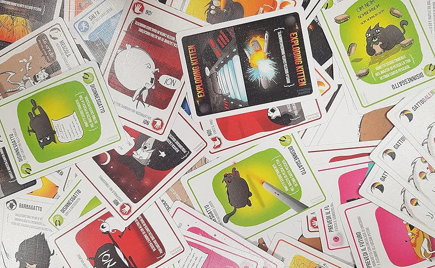 EXPLODING KITTENS, Gioco di Carte, Edizione in Italiano.