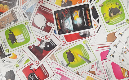 EXPLODING KITTENS, Gioco di Carte, Edizione in Italiano.